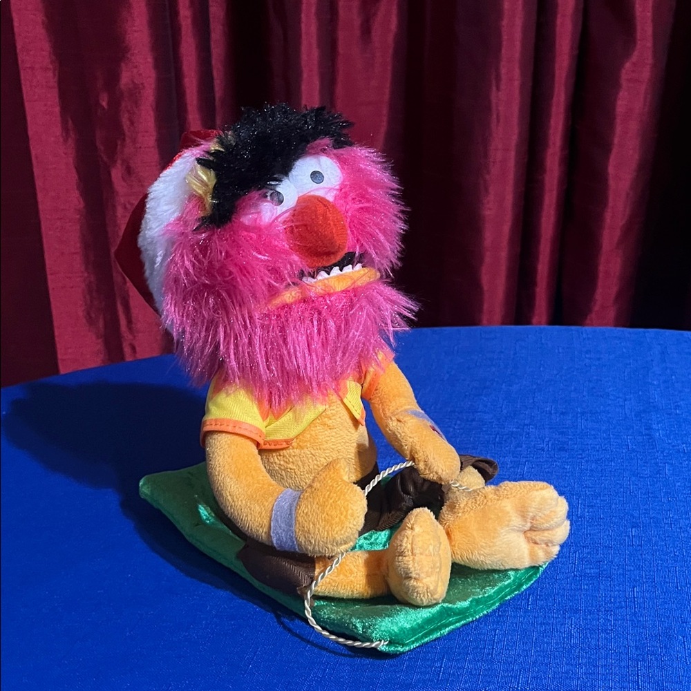 Disney Plush - Holiday Christmas Muppets Animal - Wobblin' Toboggan 8”